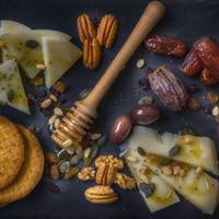 Feuchtigkeitsspur entlang Riss